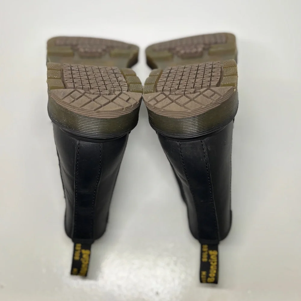 Dr. Martens 2976 slip-resistant Chelsea Leather Boots women’s size 6 men’s 7 - Picture 9 of 11